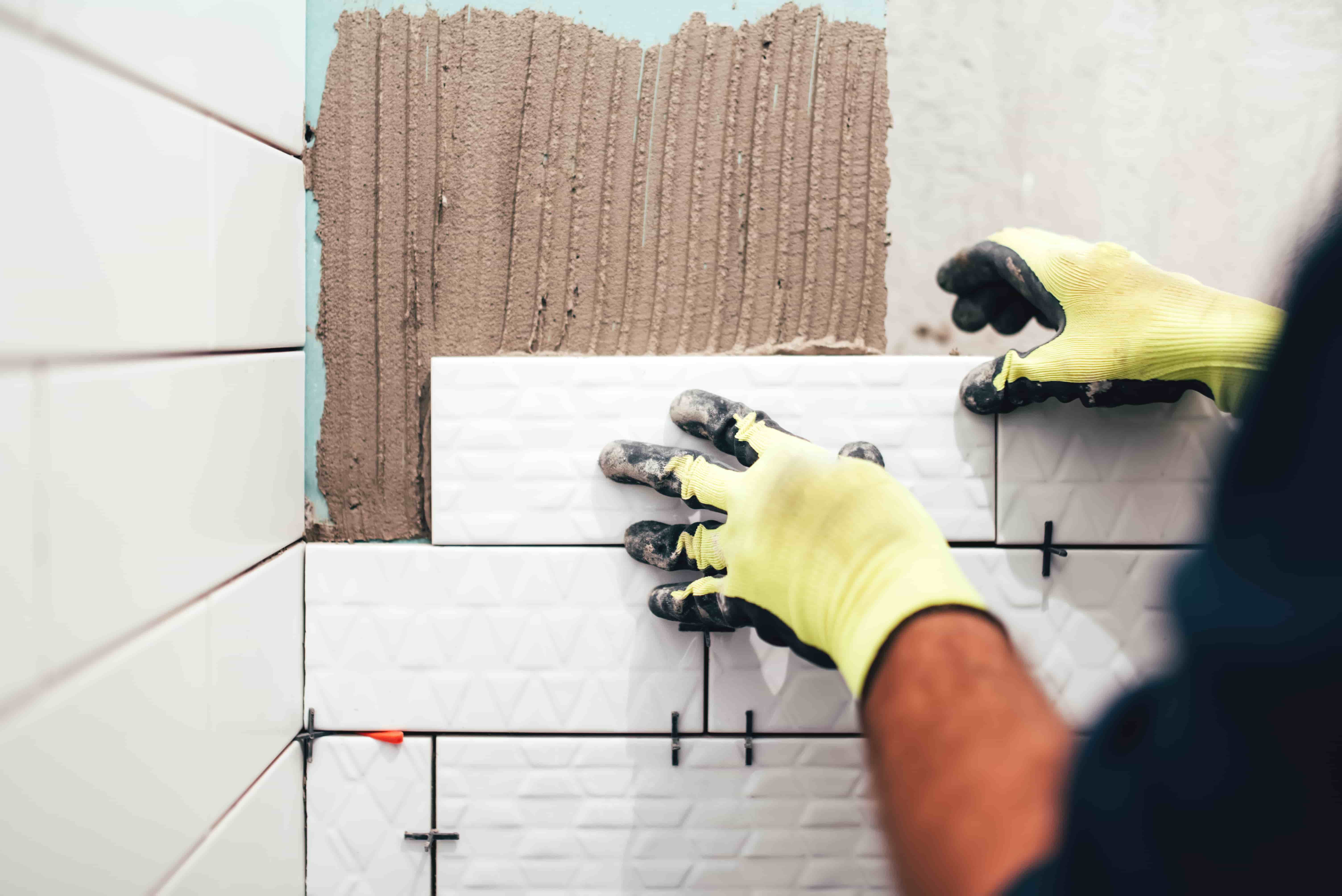 Tile surround
