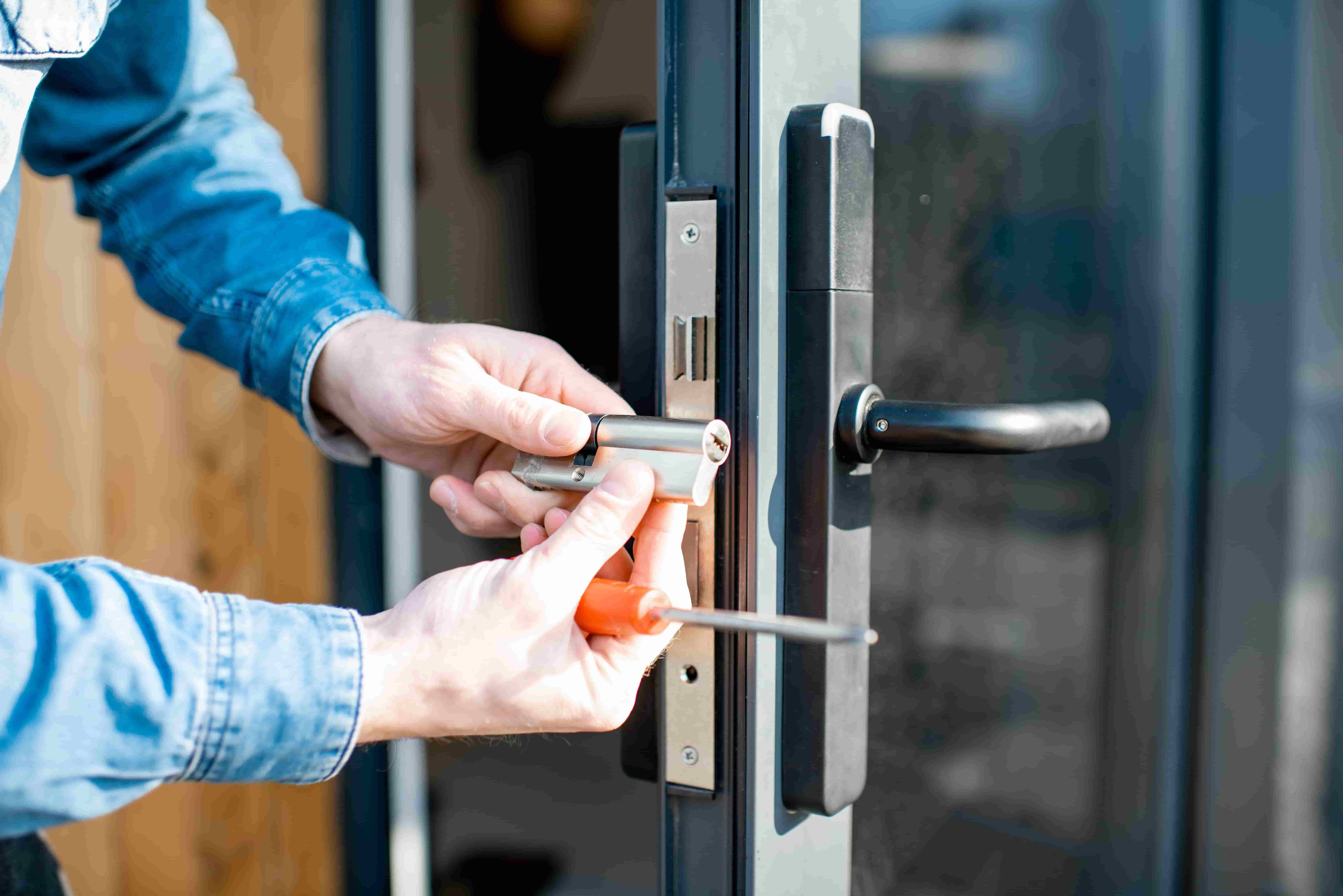 Door hardware swap